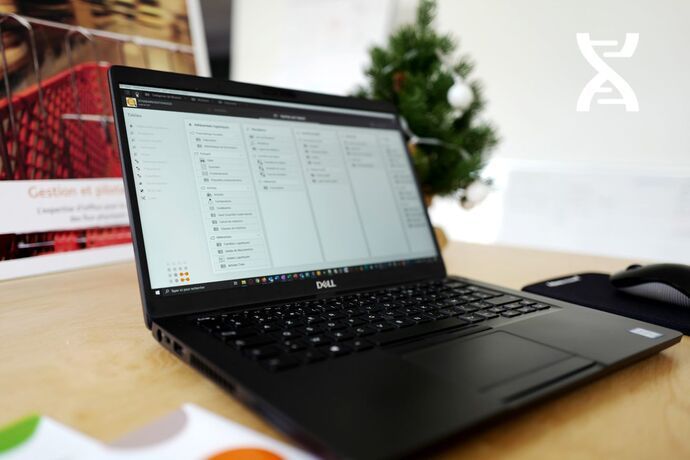 The interface is responsive and adapts to any screen size. The interface is responsive and adapts to any screen size.