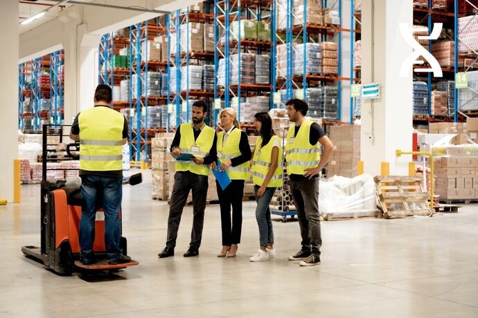 Logistics professions are reinventing themselves. Training courses for managers are being developed as close to the field as possible. Logistics professions are reinventing themselves. Training courses for managers are being developed as close to the field as possible.